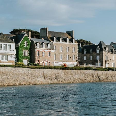 Hotel Aux Tamaris - Vue Mer รอสกอฟ ภายนอก รูปภาพ