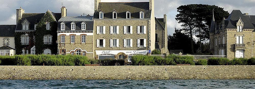 Hotel Aux Tamaris - Vue Mer รอสกอฟ ภายนอก รูปภาพ
