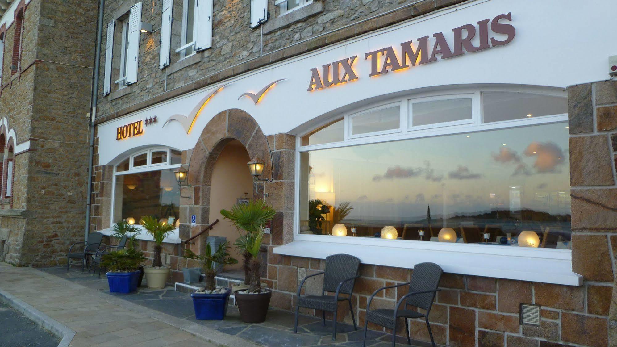 Hotel Aux Tamaris - Vue Mer รอสกอฟ ภายนอก รูปภาพ